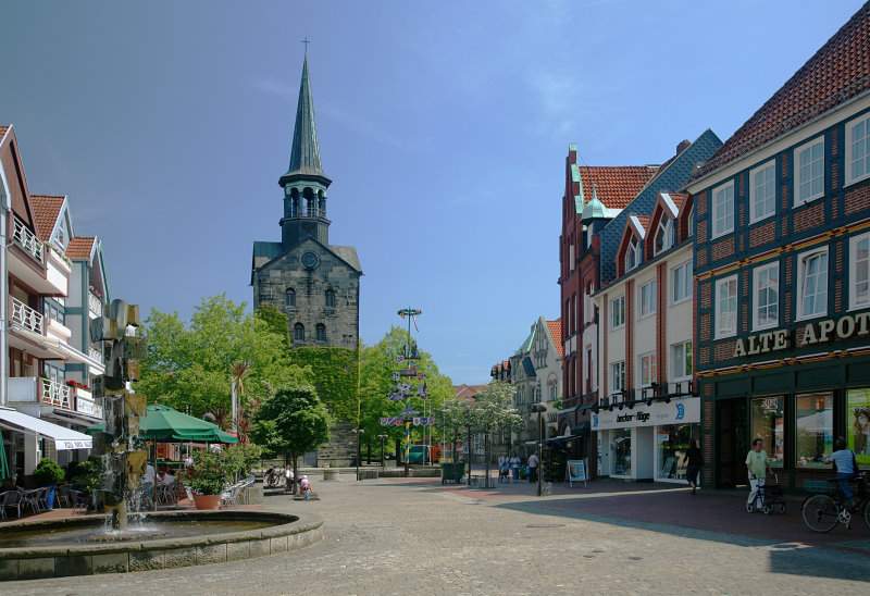 Wunstorf-Pedestrianzone-Landhaus Immobilien Meerregion